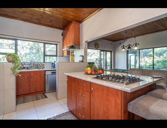 5 BEDROOM HOUSE FOR SALE IN RESERVOIR HILLS